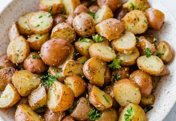 1 Lb Herb Roasted Red Potatoes