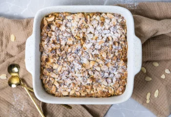 Almond Croissant Baked Oats Almond Croissant Baked Oats